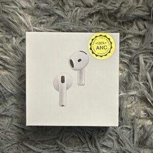 Wireless Earbuds in White